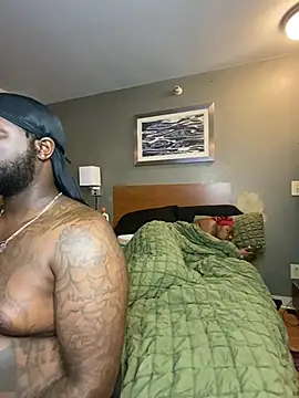 Tattedupdek 网络视讯表演
