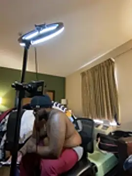 عرض كام Tattedupdek