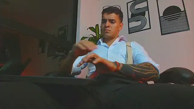 ALPHA_DOMINUS_ Show Webcam