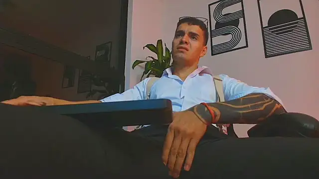 Show Webcam de ALPHA_DOMINUS_