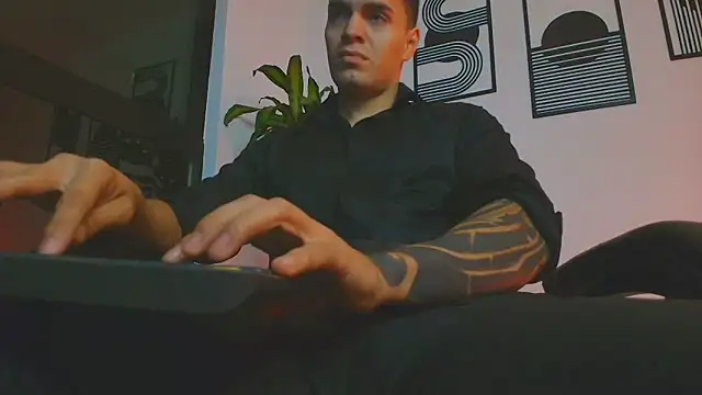 Show webcam de ALPHA_DOMINUS_
