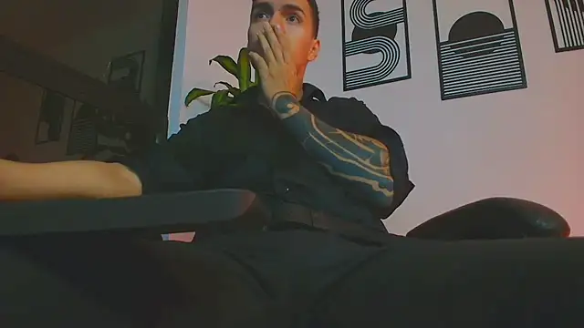 ALPHA_DOMINUS_ Webcam Show