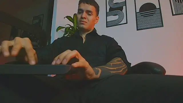 Вебкам-шоу ALPHA_DOMINUS_