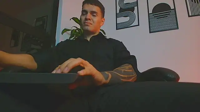 Show Webcam de ALPHA_DOMINUS_