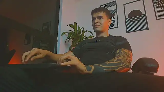 Вебкам-шоу ALPHA_DOMINUS_