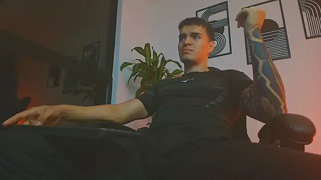 Webkamerová show ALPHA_DOMINUS_