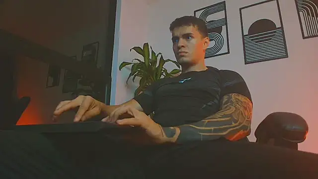 عرض كام ALPHA_DOMINUS_