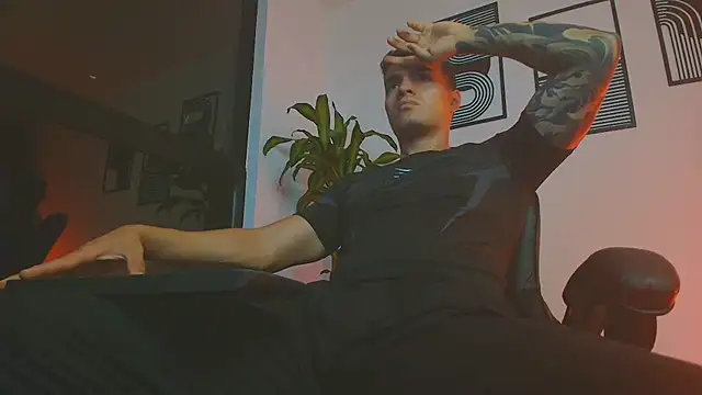 ALPHA_DOMINUS_ webcam show
