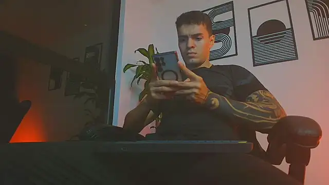 Show Webcam de ALPHA_DOMINUS_