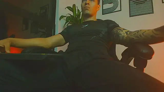 عرض كام ALPHA_DOMINUS_