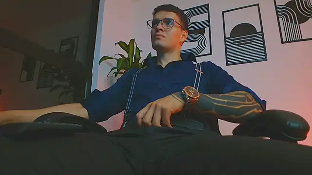 ALPHA_DOMINUS_ Webcam Show