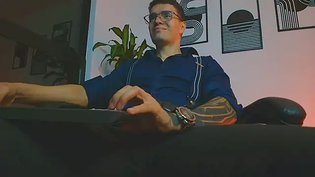 ALPHA_DOMINUS_ Adlı Modelin Web Kamerası Şovu