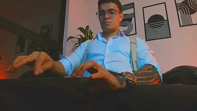 ALPHA_DOMINUS_ webcam show