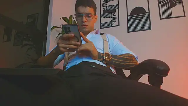ALPHA_DOMINUS_ 网络视讯表演
