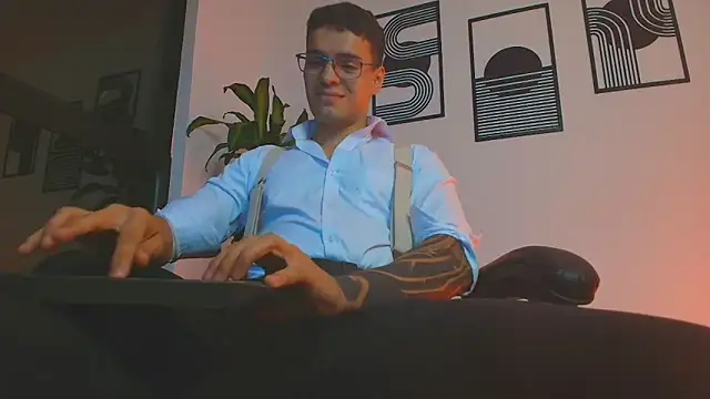 ALPHA_DOMINUS_ Webcam Show