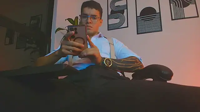 ALPHA_DOMINUS_ Webcam-Show