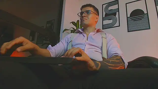 ALPHA_DOMINUS_n Webbikameraesitys