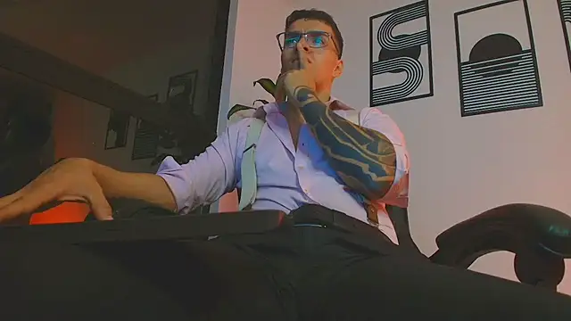 Show webcam de ALPHA_DOMINUS_