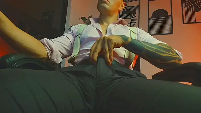 ALPHA_DOMINUS_ Show Webcam
