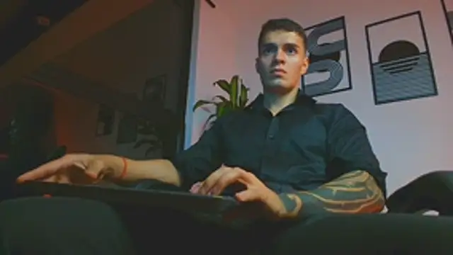 ALPHA_DOMINUS_ Pertunjukan Webcam