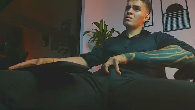 Show webcam de ALPHA_DOMINUS_