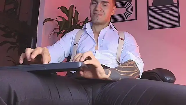 ALPHA_DOMINUS_ Webcamshow