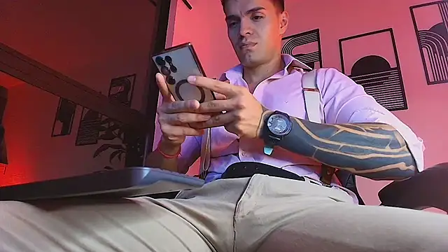 عرض كام ALPHA_DOMINUS_