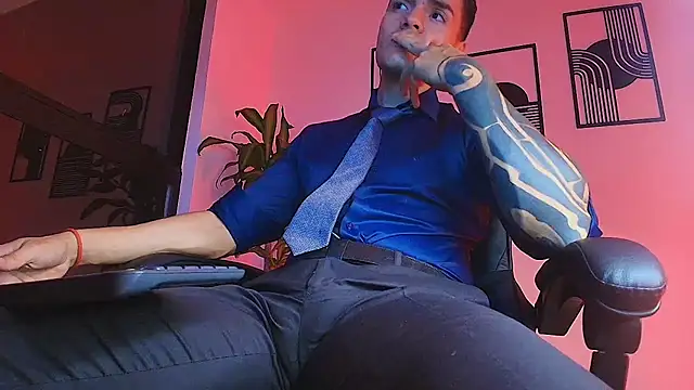 ALPHA_DOMINUS_ Webcam-Show