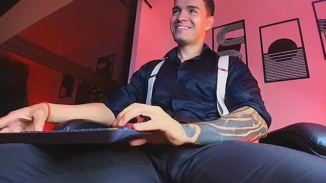 Pokazy przed kamerką – ALPHA_DOMINUS_