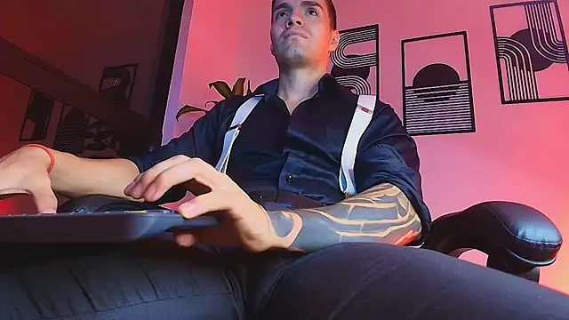 ALPHA_DOMINUS_ webcam show