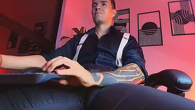 Show de ALPHA_DOMINUS_ na webcam