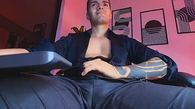 عرض كام ALPHA_DOMINUS_