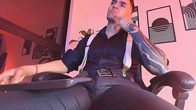 Show de ALPHA_DOMINUS_ na webcam