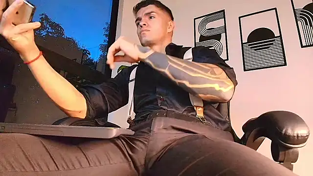 عرض كام ALPHA_DOMINUS_