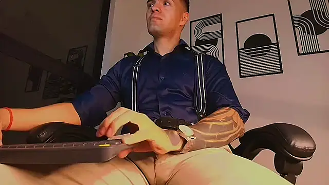 ALPHA_DOMINUS_'s Webcam Show