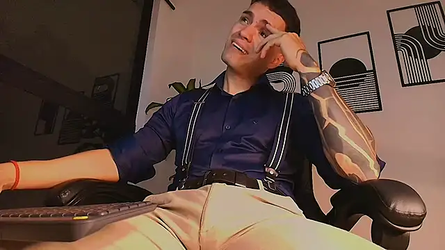 Pokazy przed kamerką – ALPHA_DOMINUS_