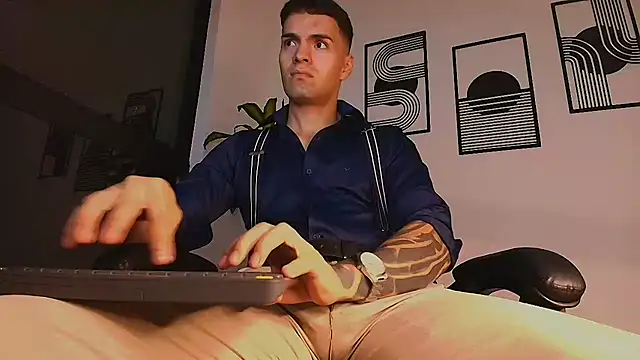 Webkamerová show ALPHA_DOMINUS_