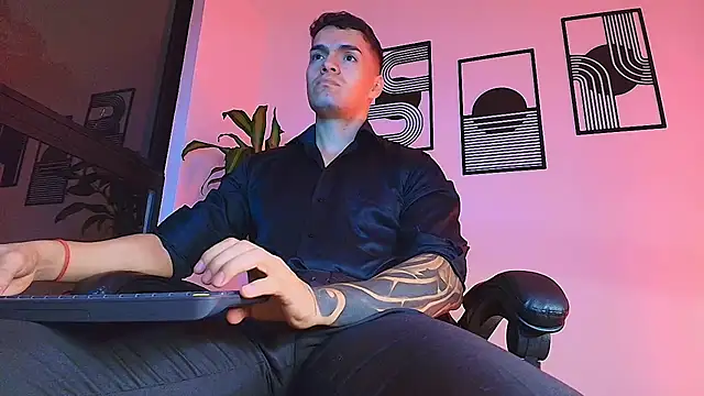 ALPHA_DOMINUS_ Pertunjukan Webcam