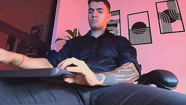 Webkamerová show ALPHA_DOMINUS_