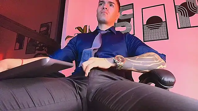 ALPHA_DOMINUS_ Adlı Modelin Web Kamerası Şovu