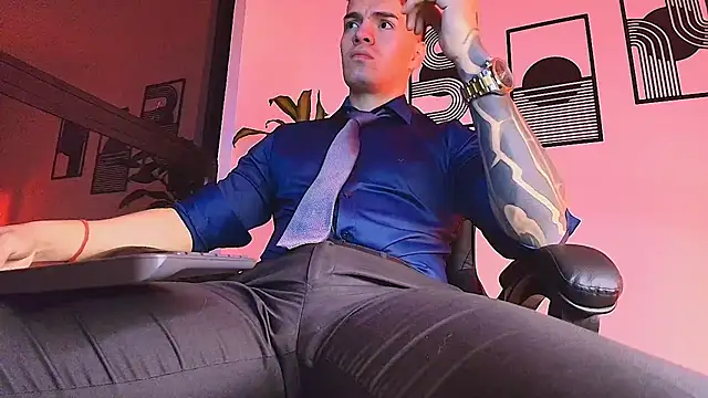 ALPHA_DOMINUS_ Webcam Show