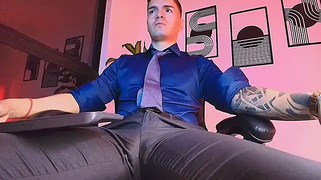 ALPHA_DOMINUS_ Webcam Show