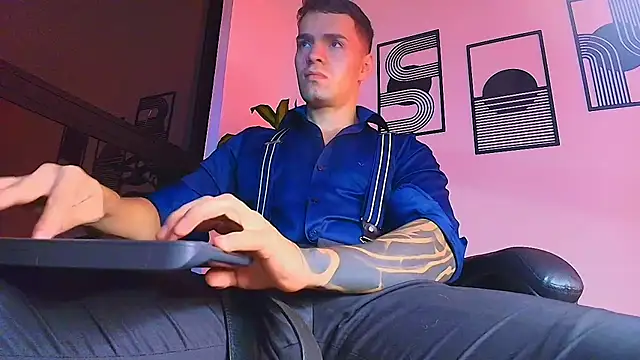 ALPHA_DOMINUS_ Show Webcam