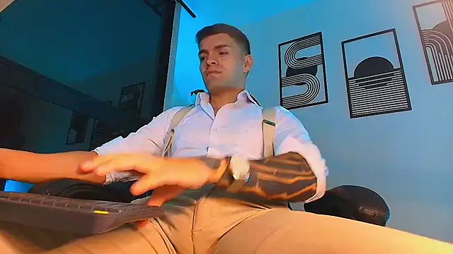 ALPHA_DOMINUS_ Adlı Modelin Web Kamerası Şovu