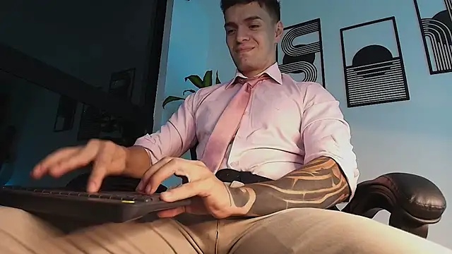 Show Webcam de ALPHA_DOMINUS_
