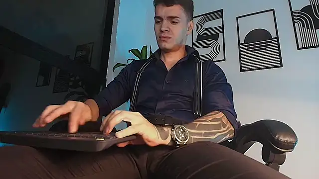 ALPHA_DOMINUS_ Show Webcam