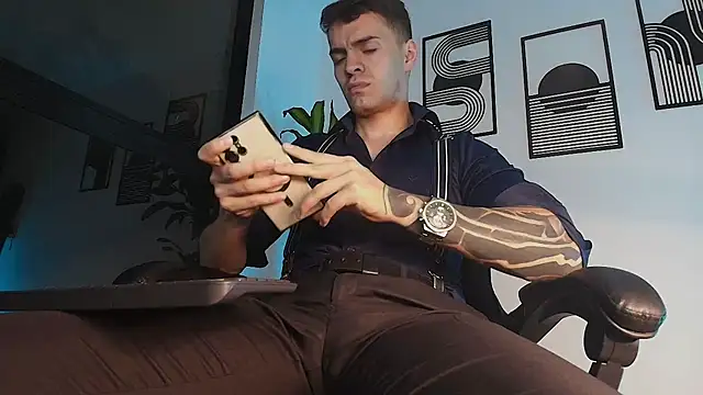 Show de ALPHA_DOMINUS_ na webcam