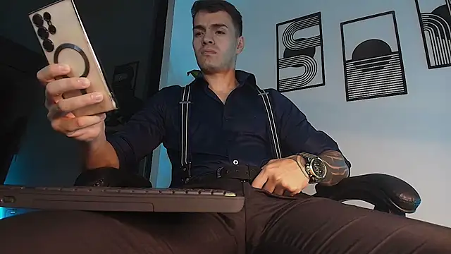ALPHA_DOMINUS_: вебкам-шоу