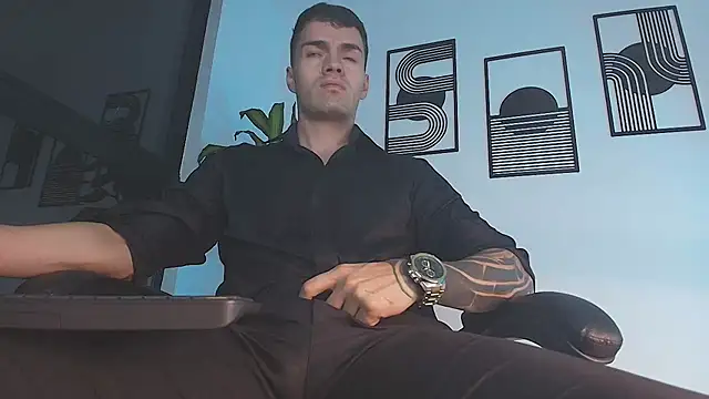 ALPHA_DOMINUS_: вебкам-шоу