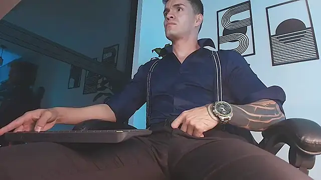 ALPHA_DOMINUS_ Show Webcam